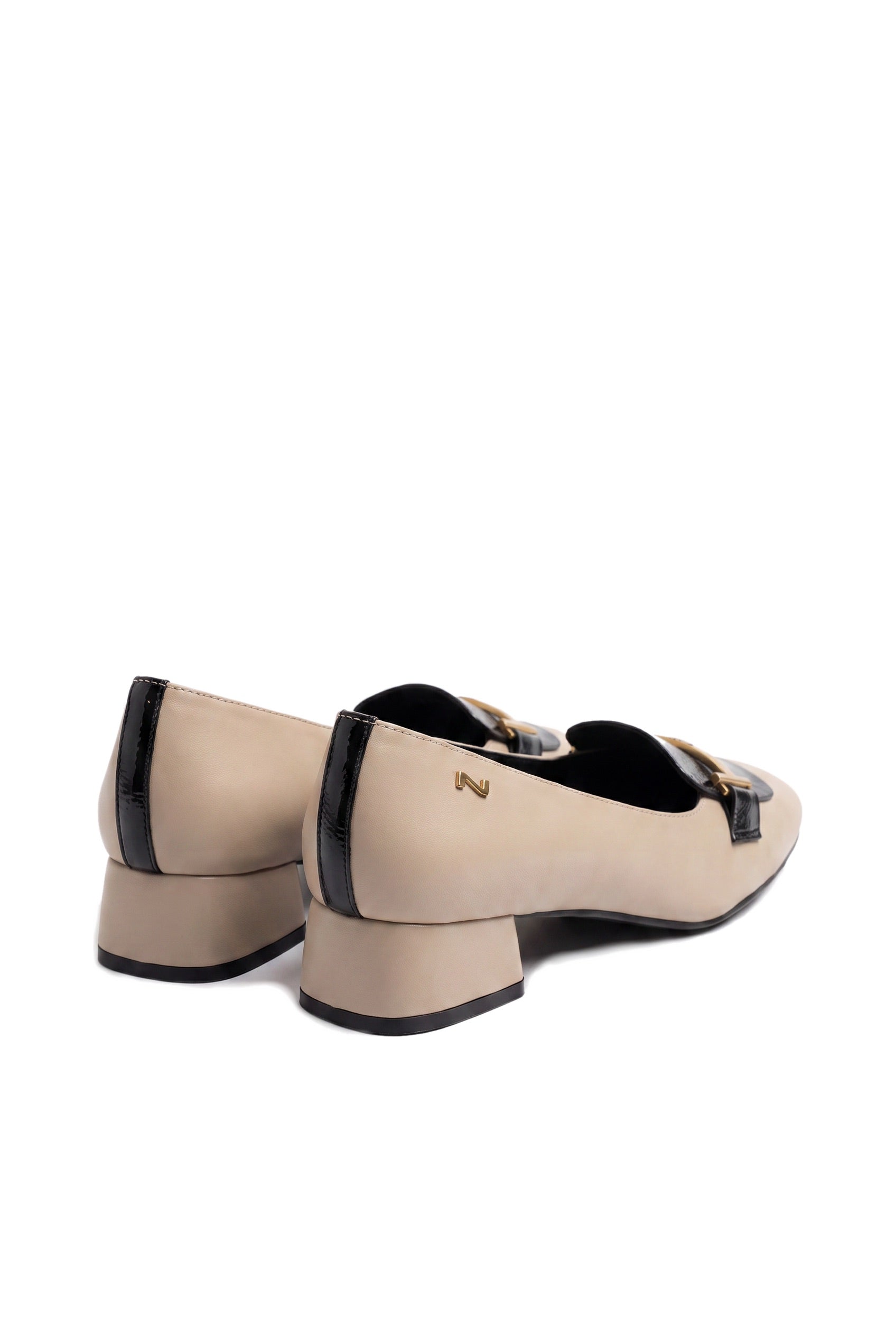 Lila Pell White