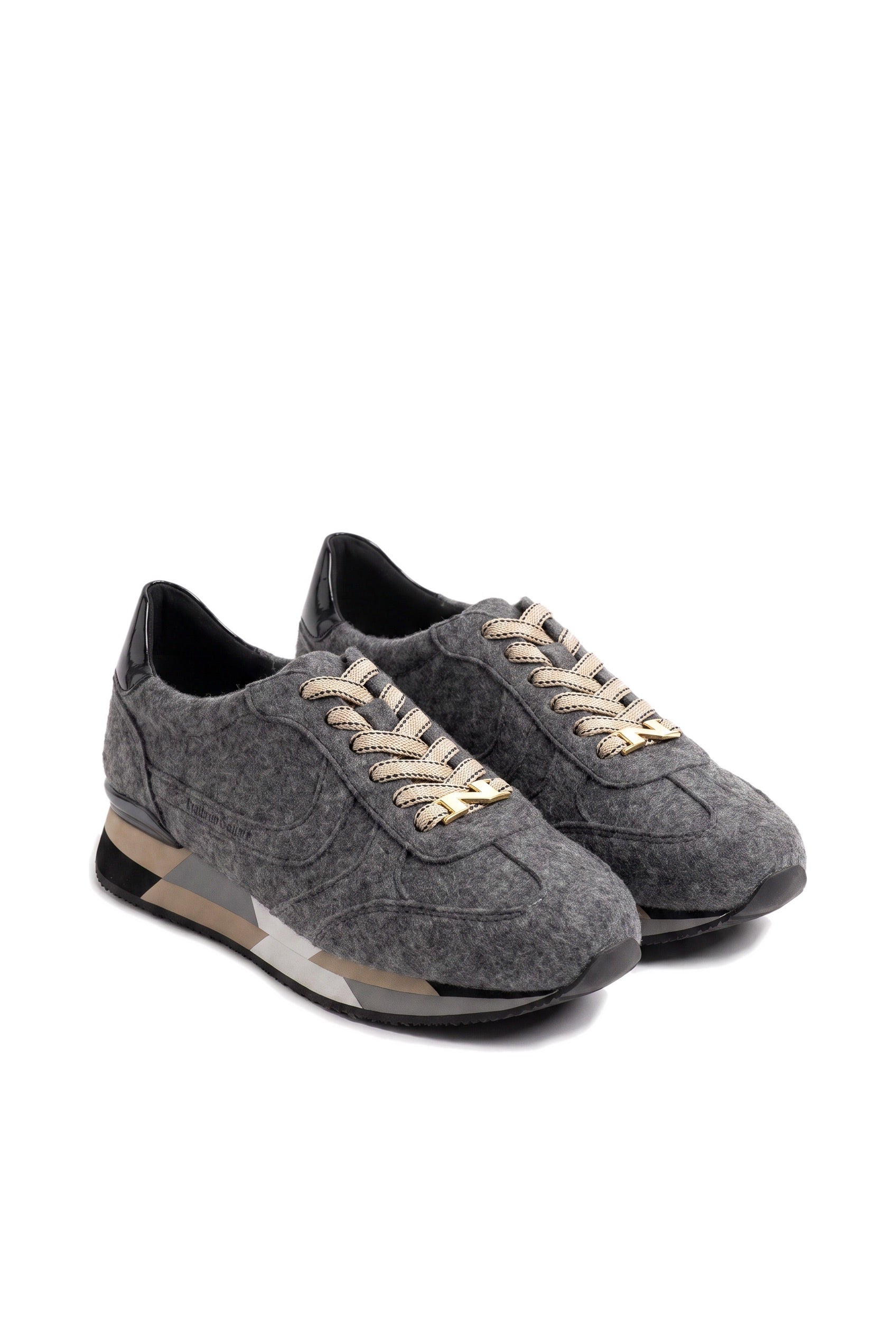 Iona Sund Grey